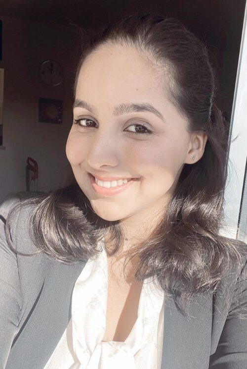 Sadaf Wali's goal is to become a doctor and help those in her native Afghanistan.