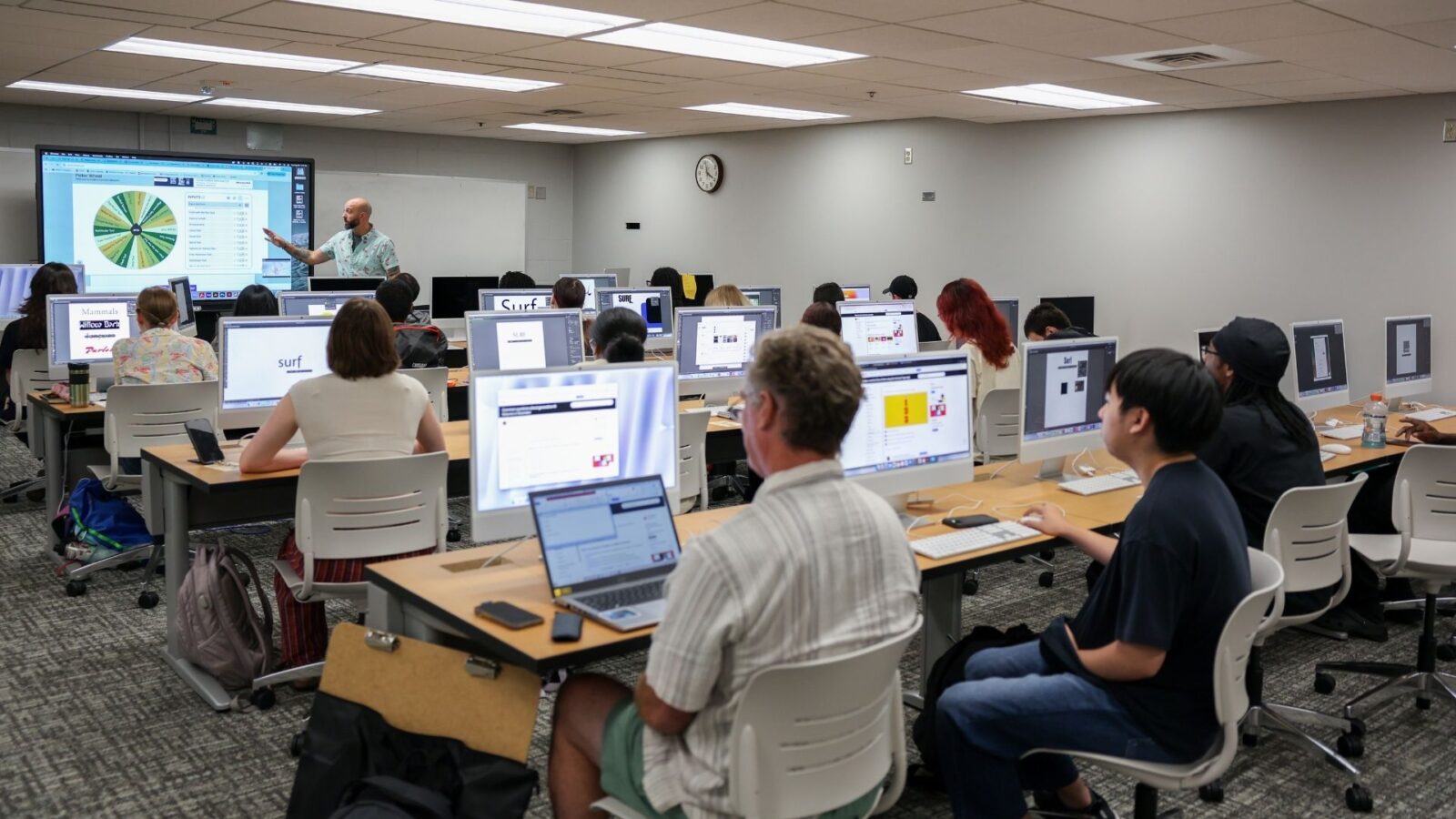 Dave Batory's typography class at VPCC has few empty seats.