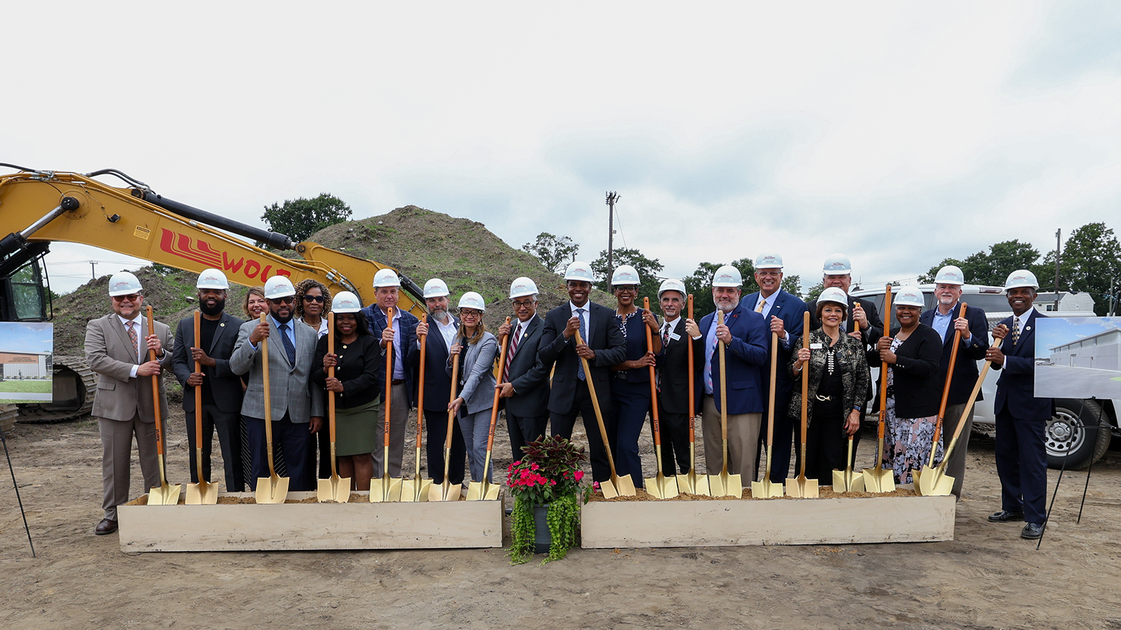 Feature image for the page. Picture of the groundbreaking for the new SENNTrade Center in Newport News, Virginia.