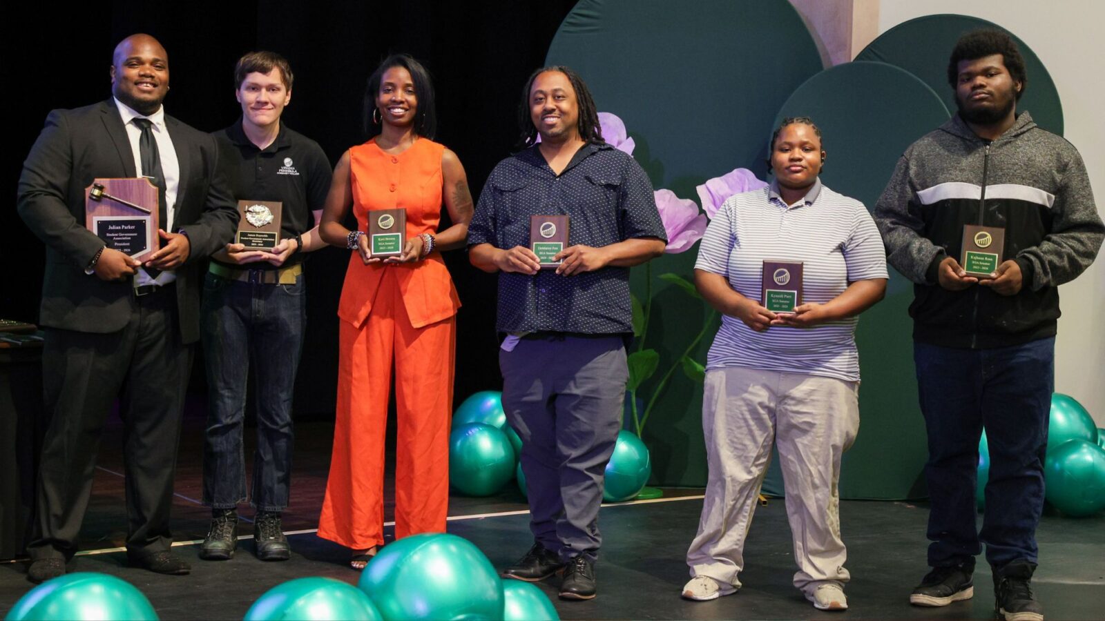 Members of VPCC’s Phi Sigma chapter of the PTK national honor society included, from left, Julian Parker, James Reynolds, Keri Brown, DeMarco Fox, Kynnidi Piert and Ke’Jhaun Ross.