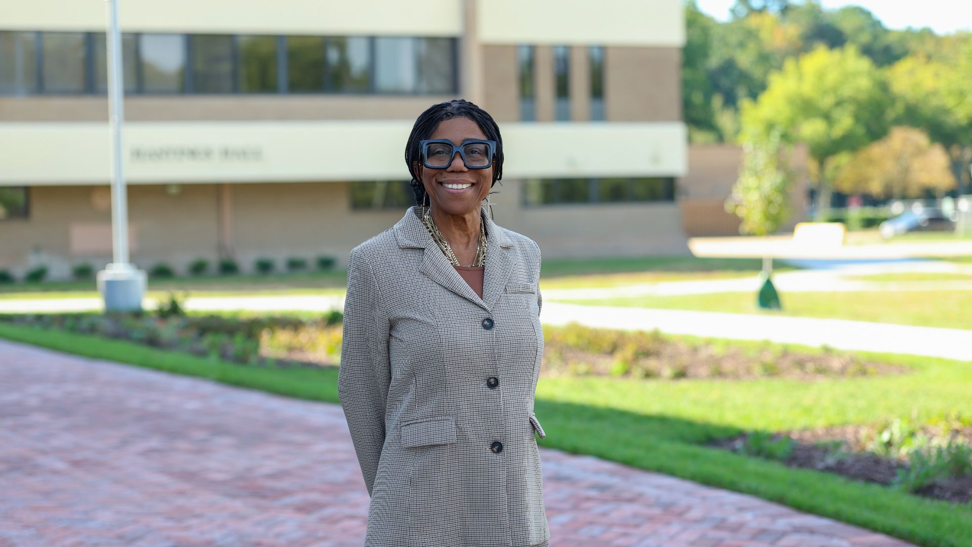 Smiling Barringer-Brown has new publication