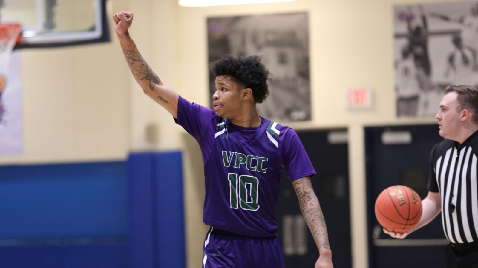 Ky'Saan Bevier and the Gators are looking to improve on last year's record-setting season.